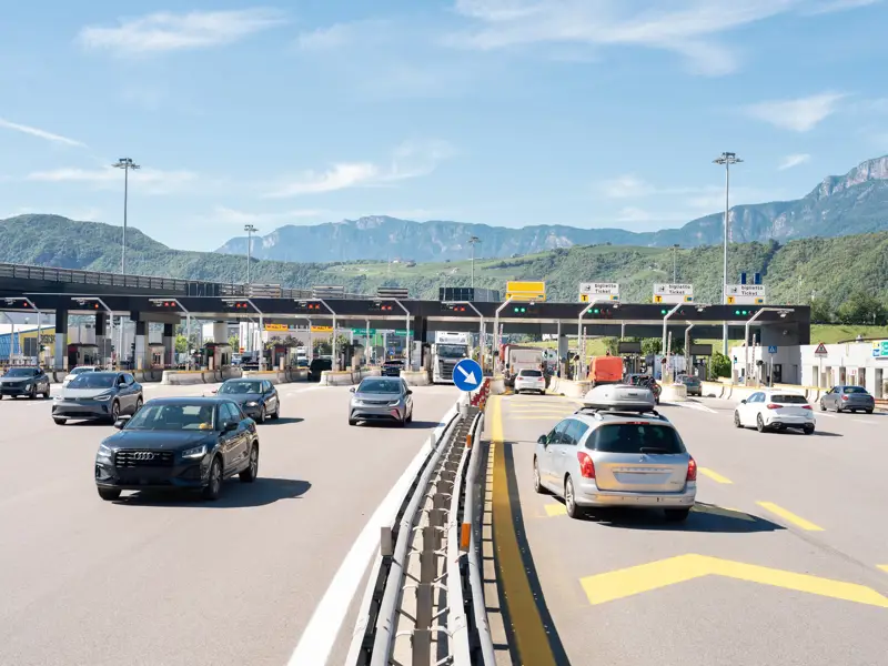 Stazione_Bolzano Sud.jpg