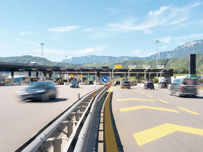 Stazione_Bolzano Sud_Parisi (2).jpg